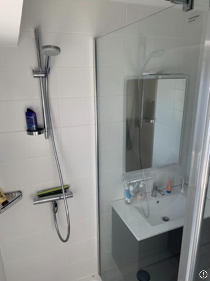 65 M2 Centre 2 Ch Wifi Parking Vannes