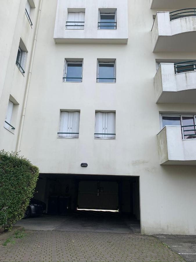 65 M2 Centre 2 Ch Wifi Parking Apartment